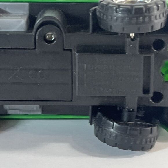 Tonka Green Recycling Truck 7"  Battery Operated Noise and Lights 2008 Cans Move - Picture 6 of 8